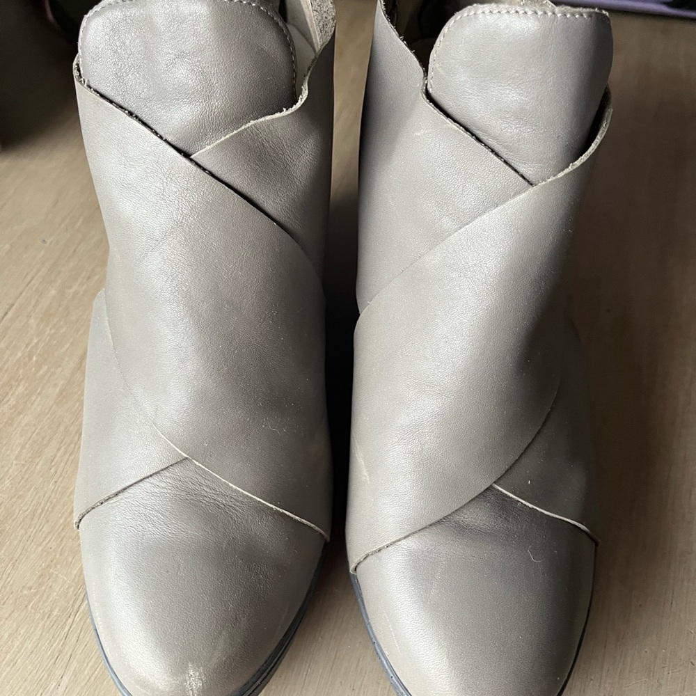 Eileen Fisher Women's Cosmos Gray Leather Ankle Boots